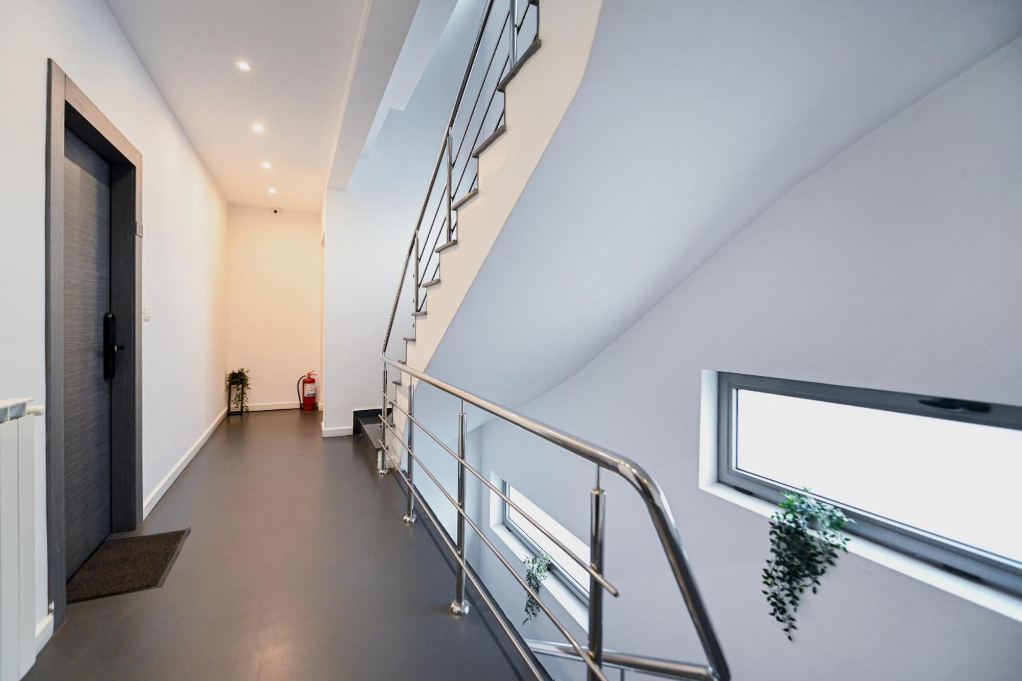 Urban Paradise - Modern Central Accommodation Bucharest Exterior photo
